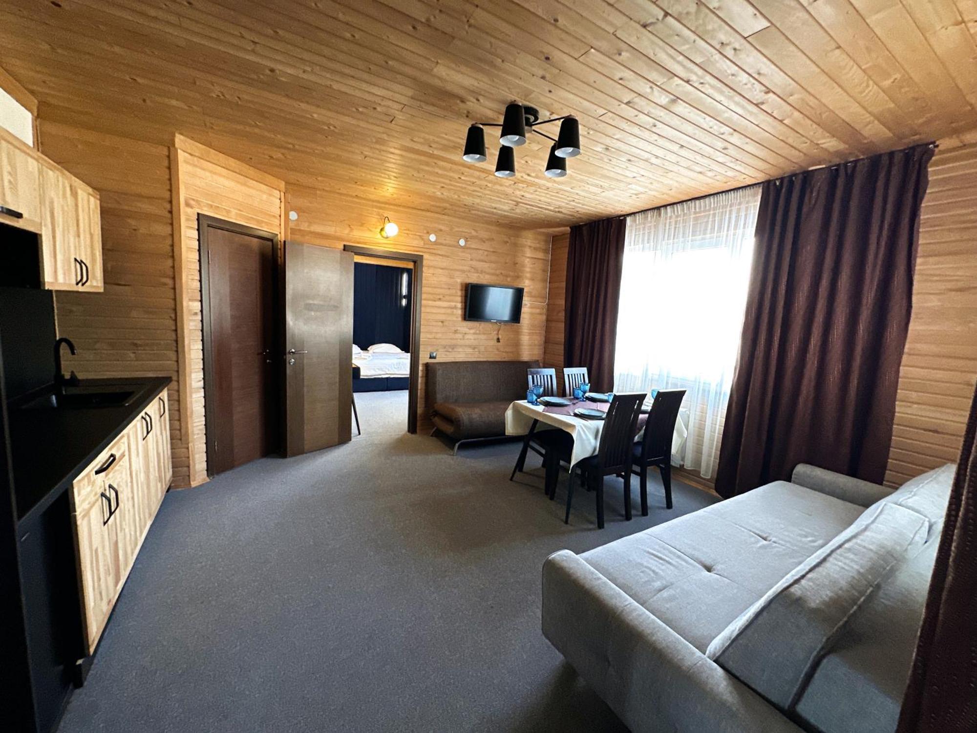 Wellland Hotel Jaremče Exteriér fotografie